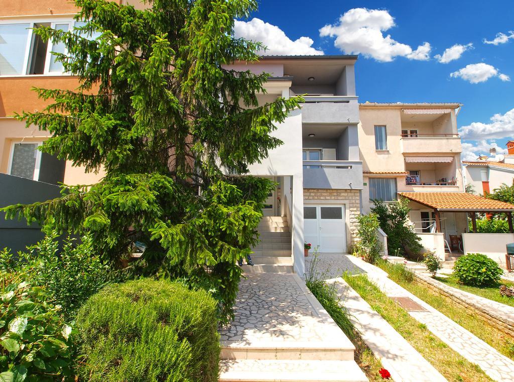 Apartments Nadija 1366 Pula Zewnętrze zdjęcie