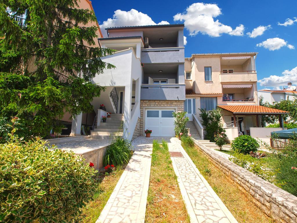 Apartments Nadija 1366 Pula Zewnętrze zdjęcie